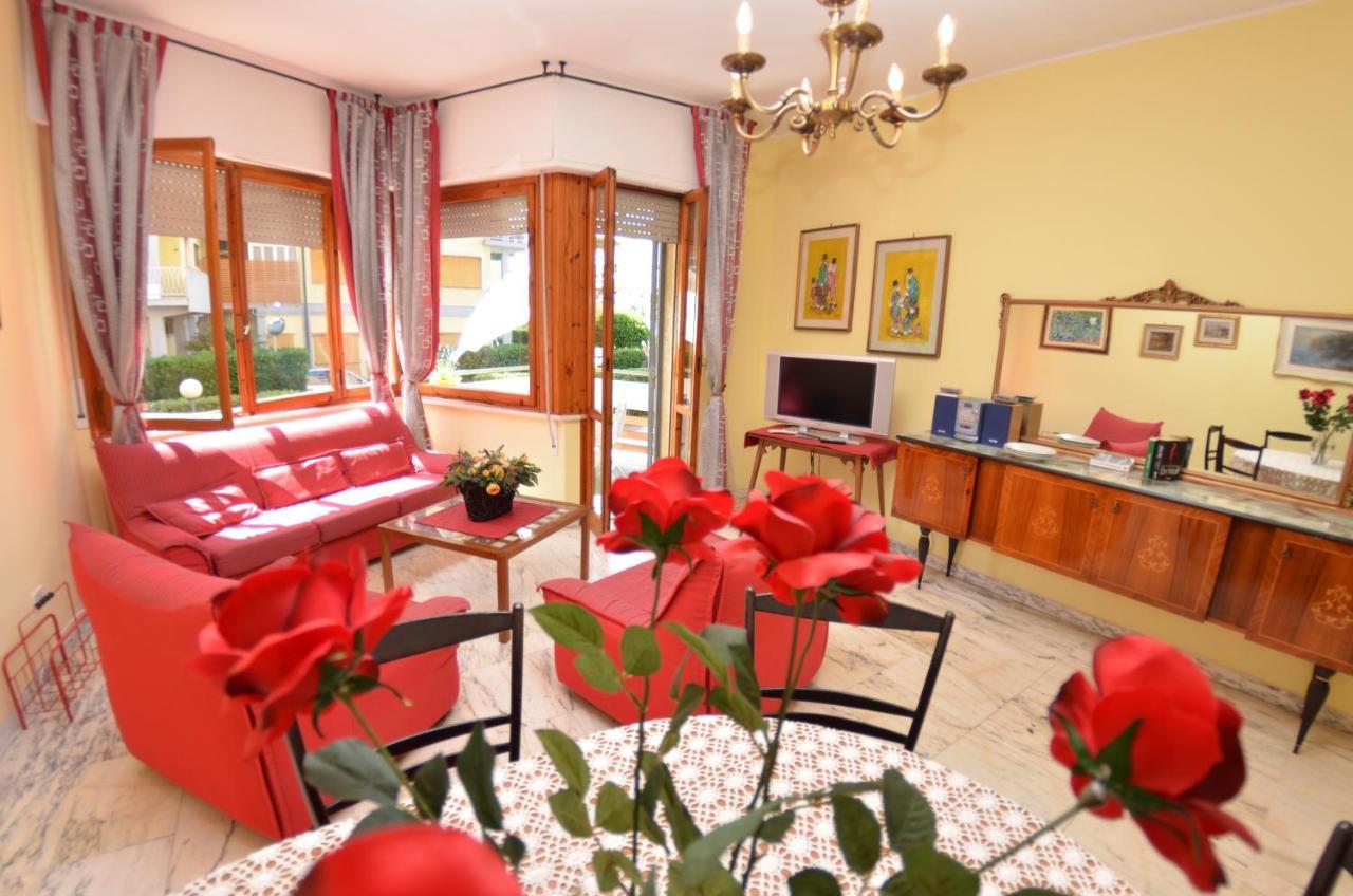 Apartmán Carnevale Viareggio Exteriér fotografie